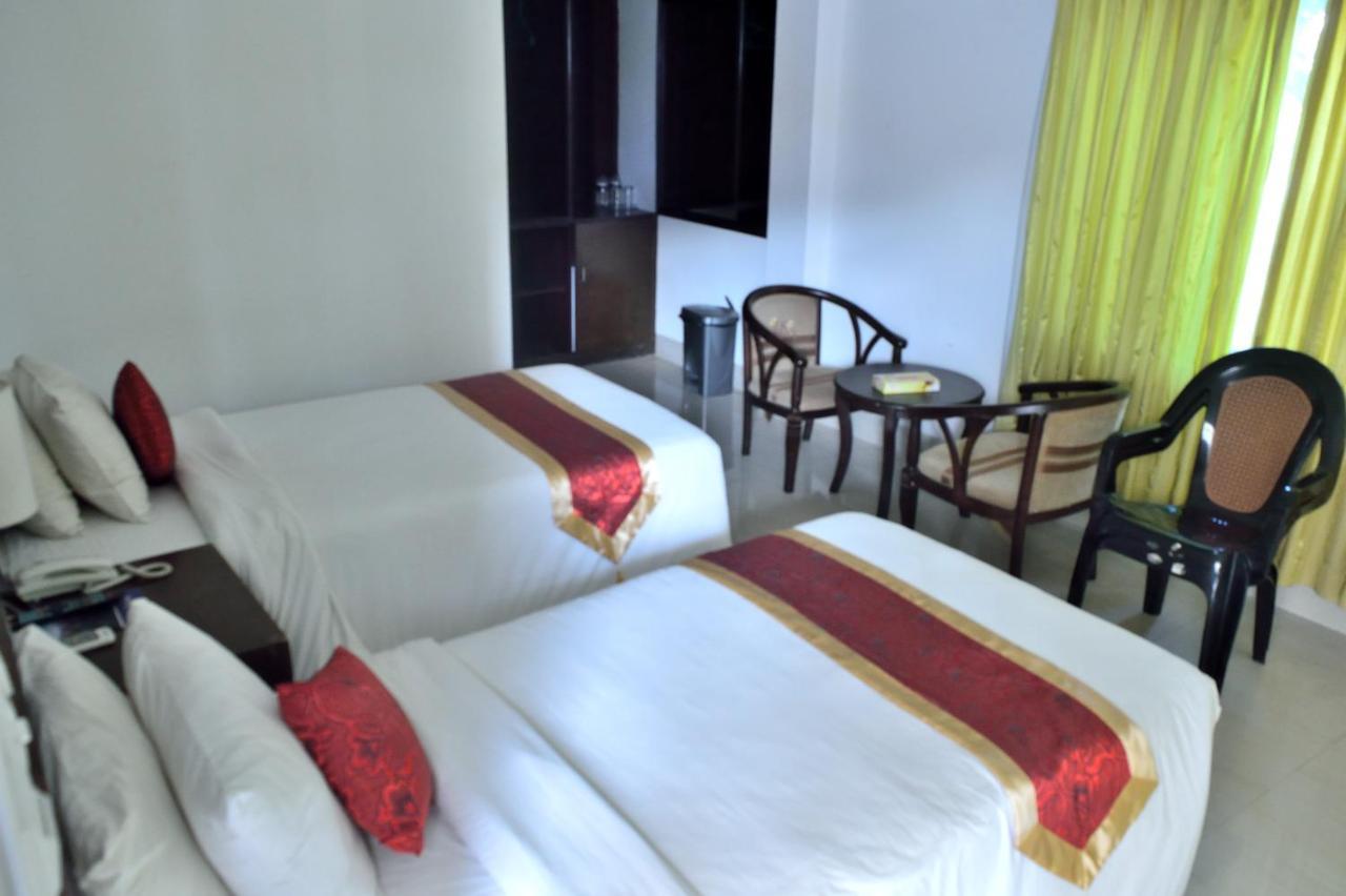 Inani Royal Resort Esterno foto